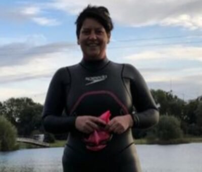 Sara losing six stone and gave her a new viewpoint Swimming again 22 years assisted